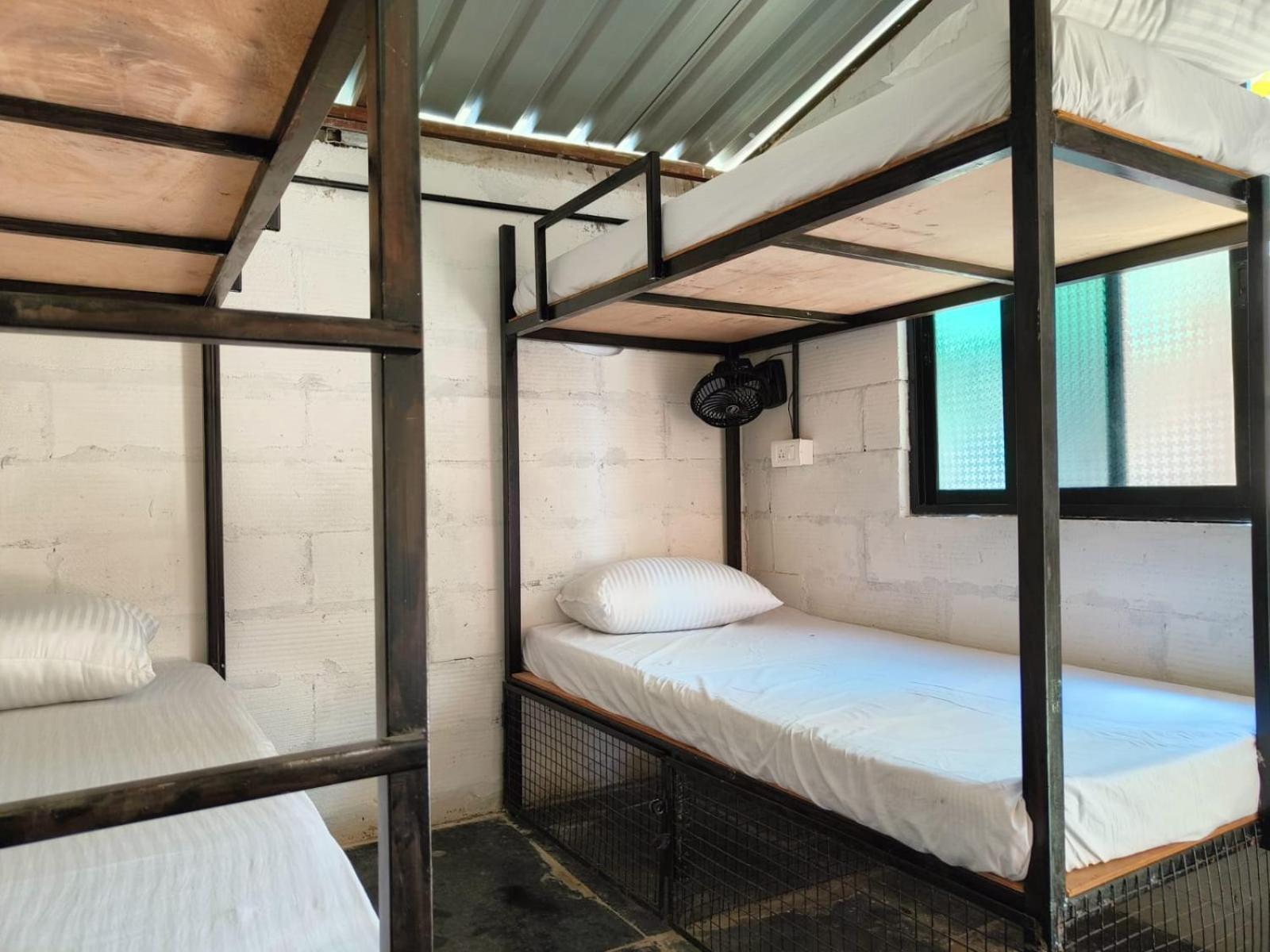 12 Monks - Beachside Hostel Arambol Exterior foto