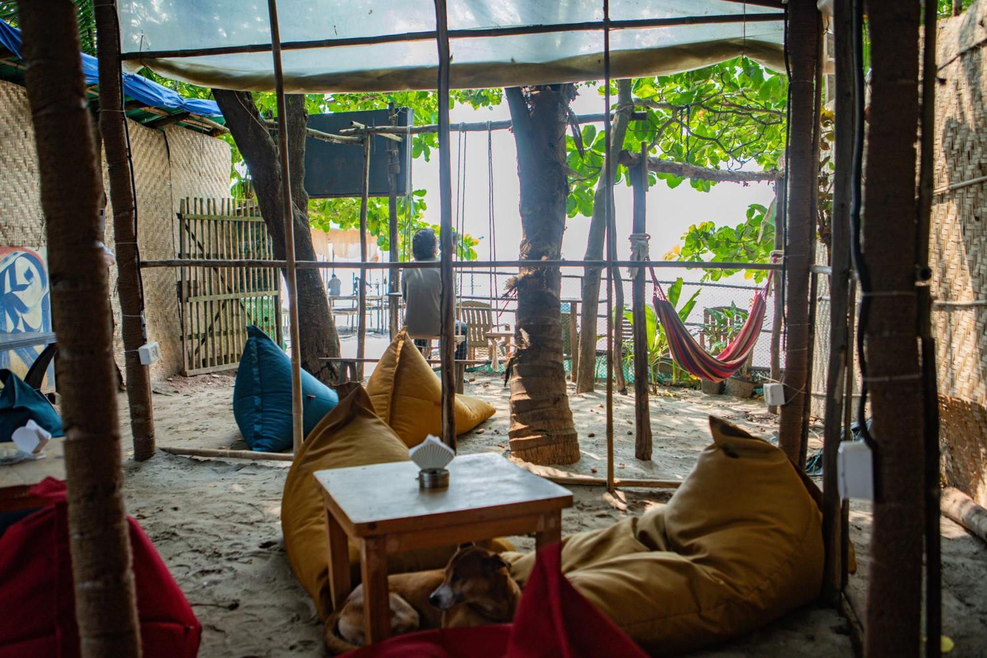 12 Monks - Beachside Hostel Arambol Exterior foto